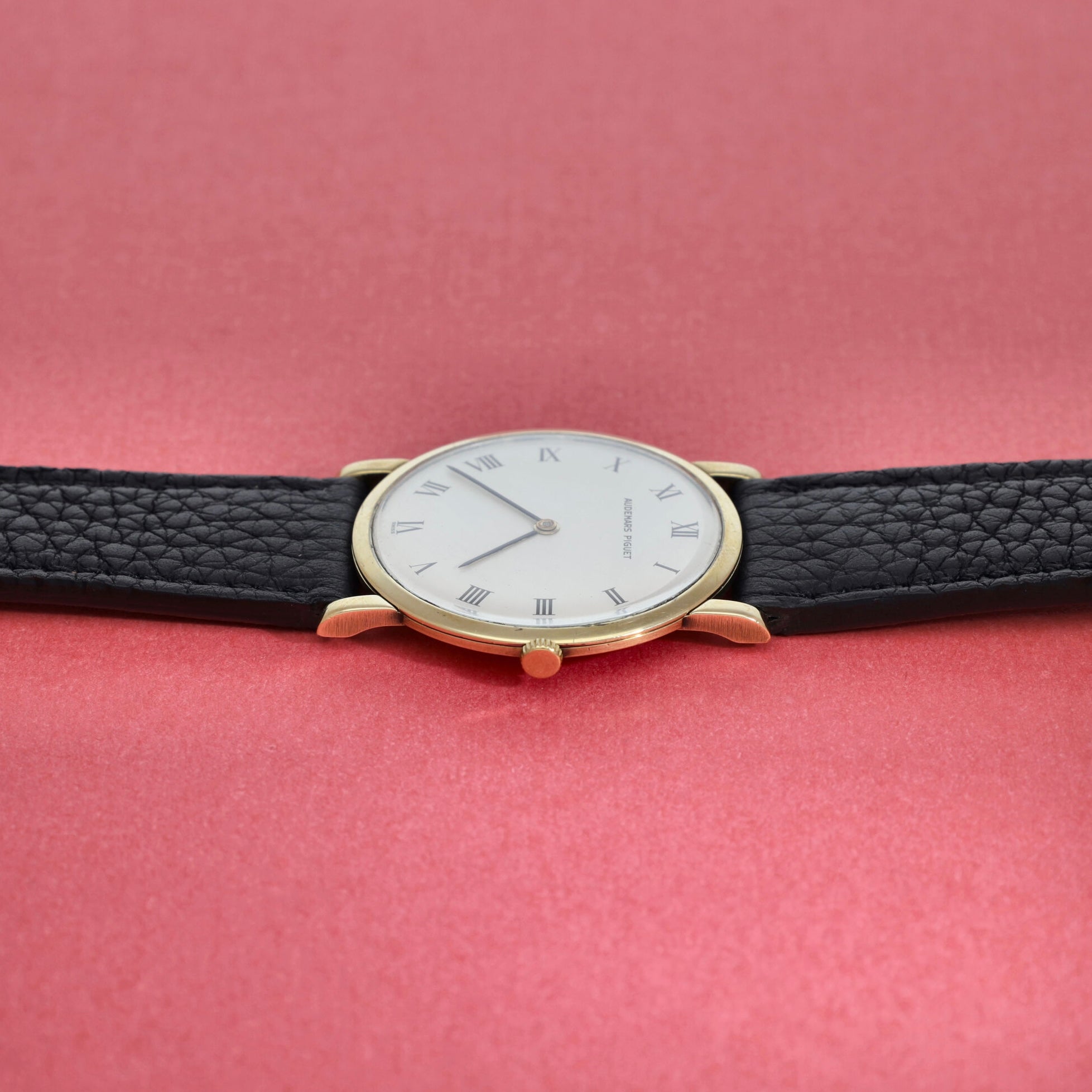 Audemars Piguet Ultra Thin Dresswatch 18K Yellow Gold