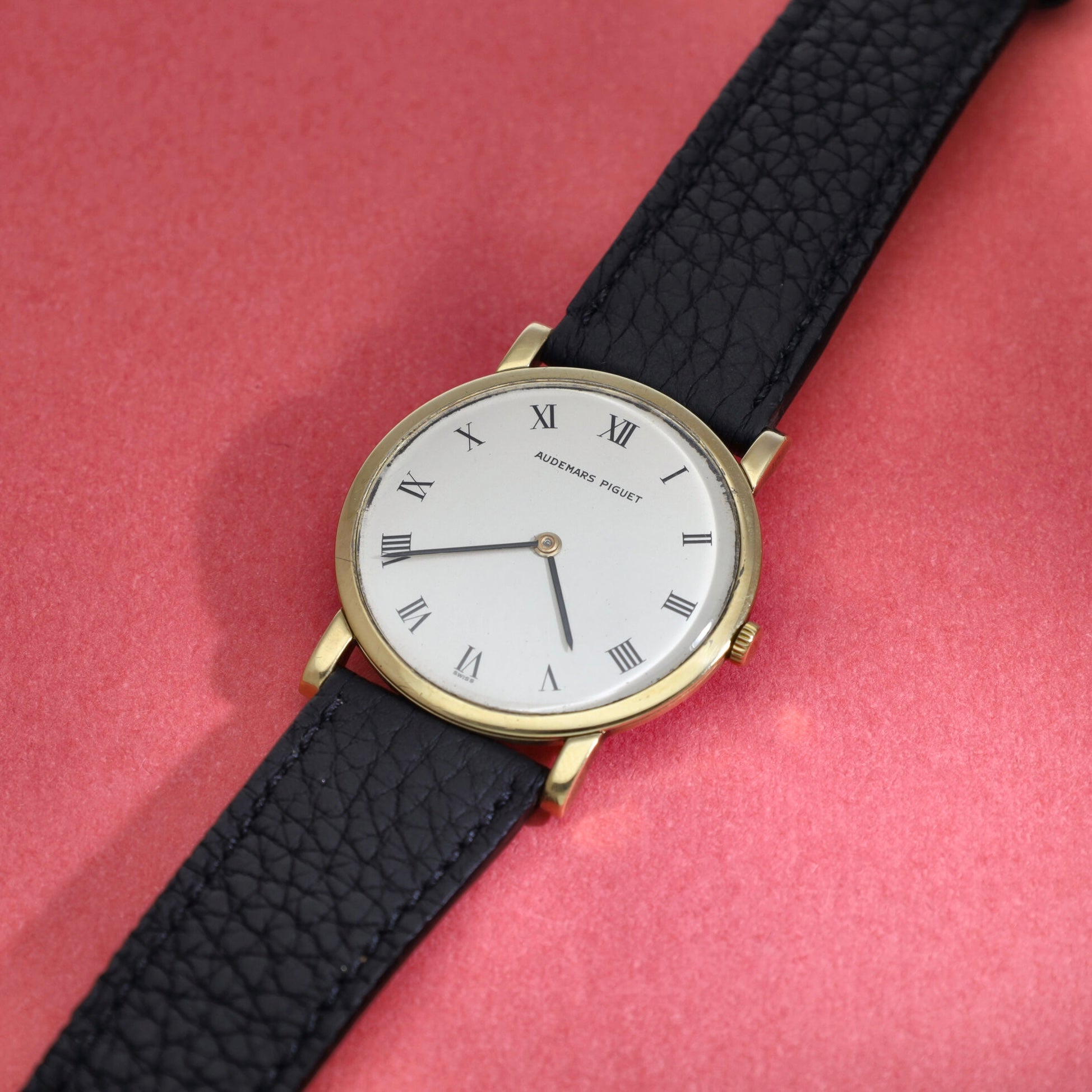 Audemars Piguet Ultra Thin Dresswatch 18K Yellow Gold