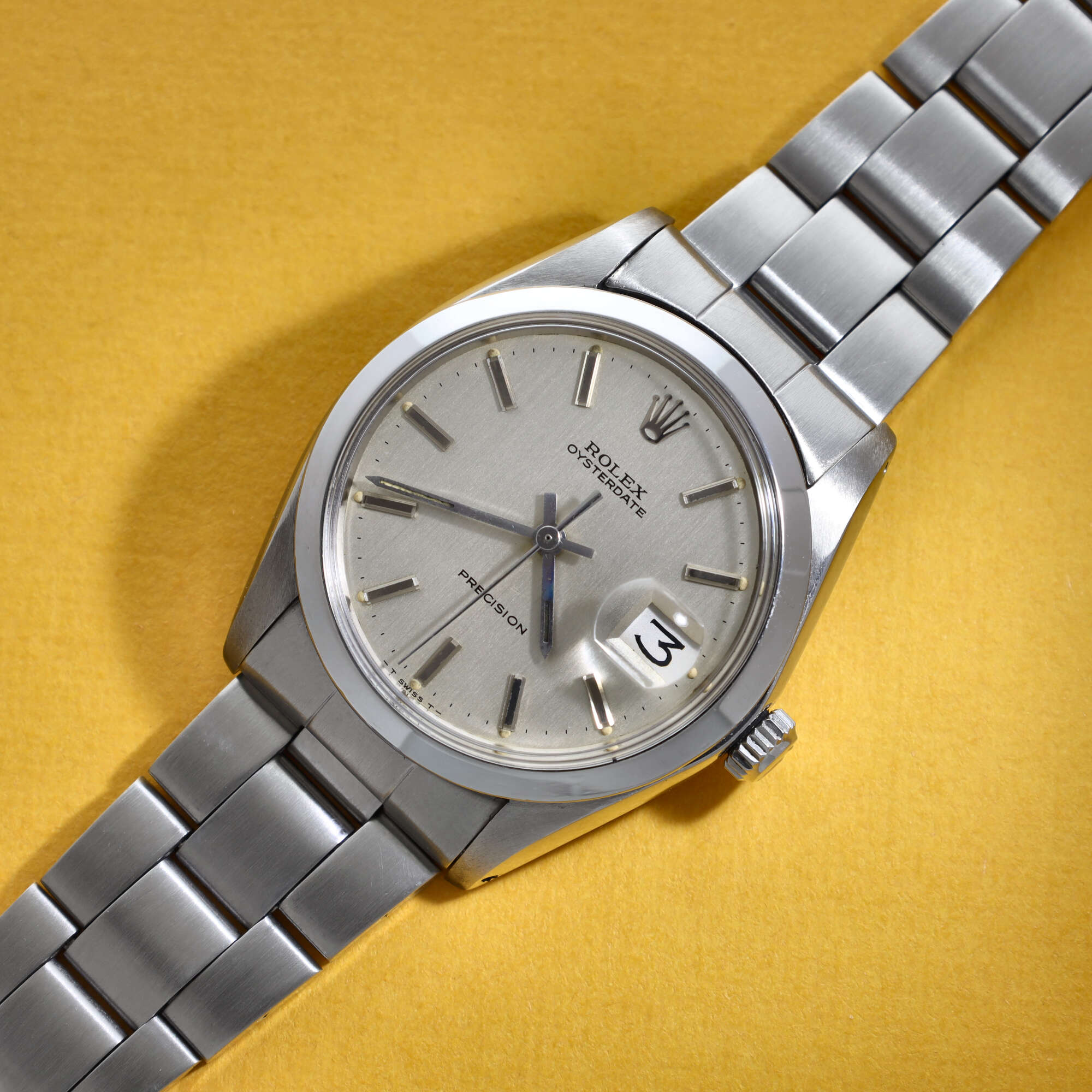 Rolex Oysterdate Ref. 6694 Silver Vertical Brush Dial