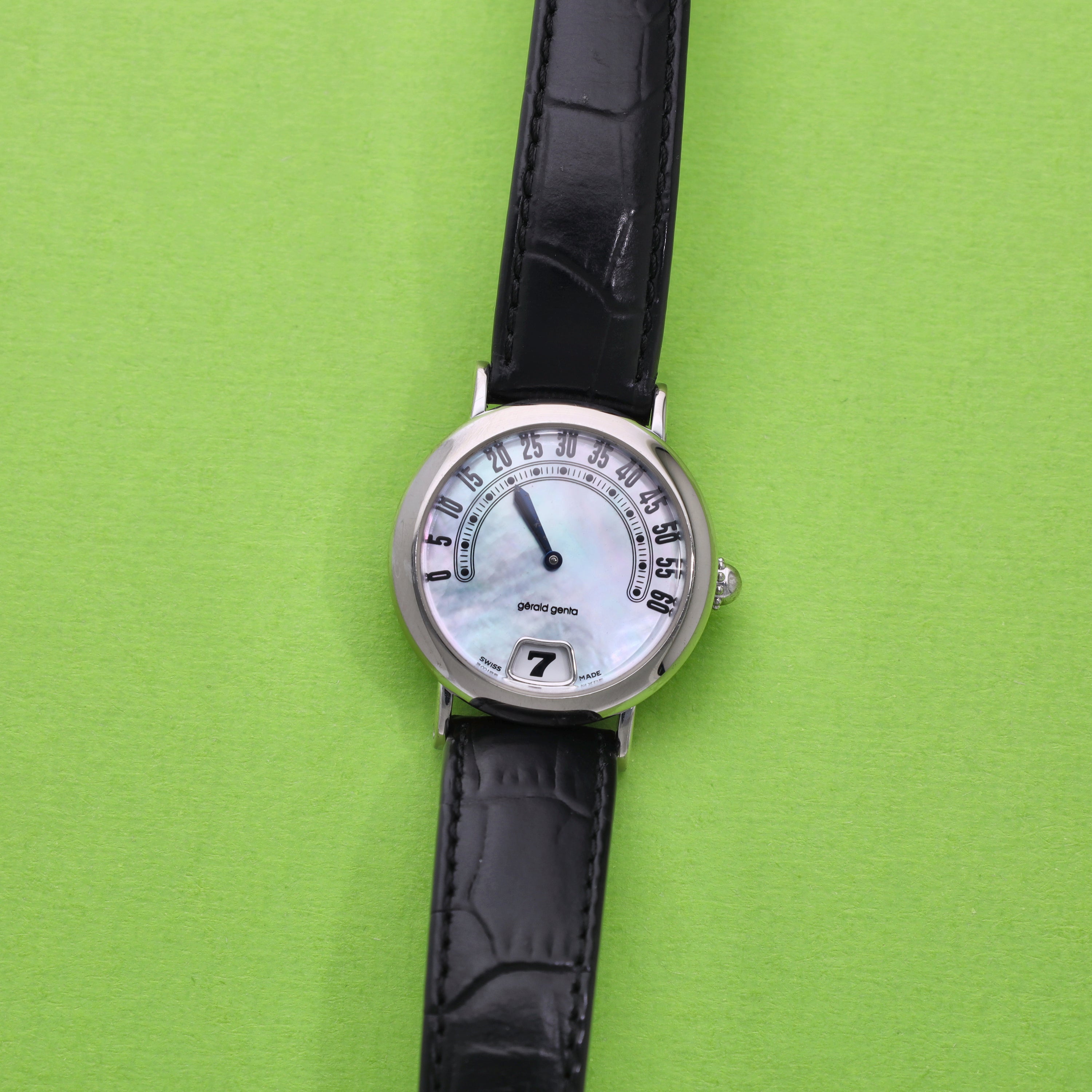 Gerald Genta Jump Hour Ref. 35247 MOP Dial